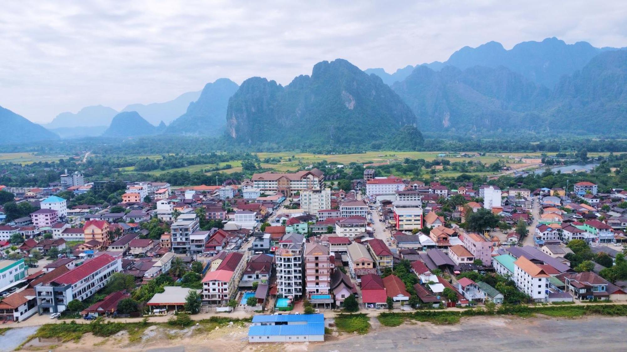Vangvieng Sisavang Mountain View Hotel Vang Vieng Exterior foto