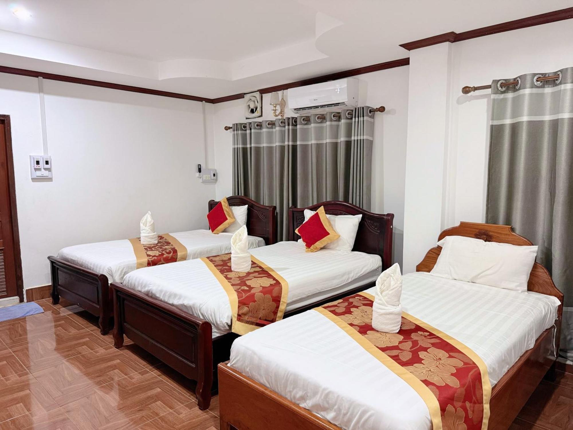 Vangvieng Sisavang Mountain View Hotel Vang Vieng Exterior foto