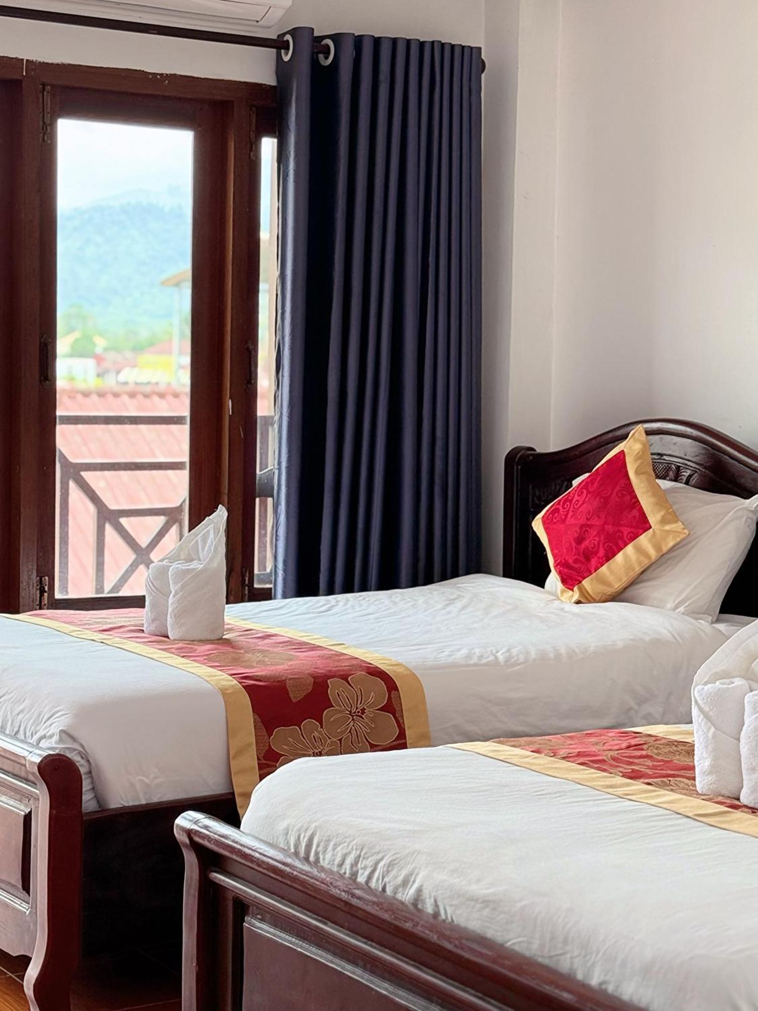 Vangvieng Sisavang Mountain View Hotel Vang Vieng Exterior foto